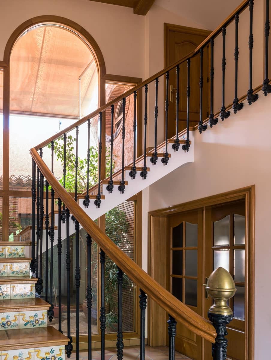 5 soveværelse Villa til salg i Ontinyent med swimmingpool garage - € 620.000 (Ref: 9275844)