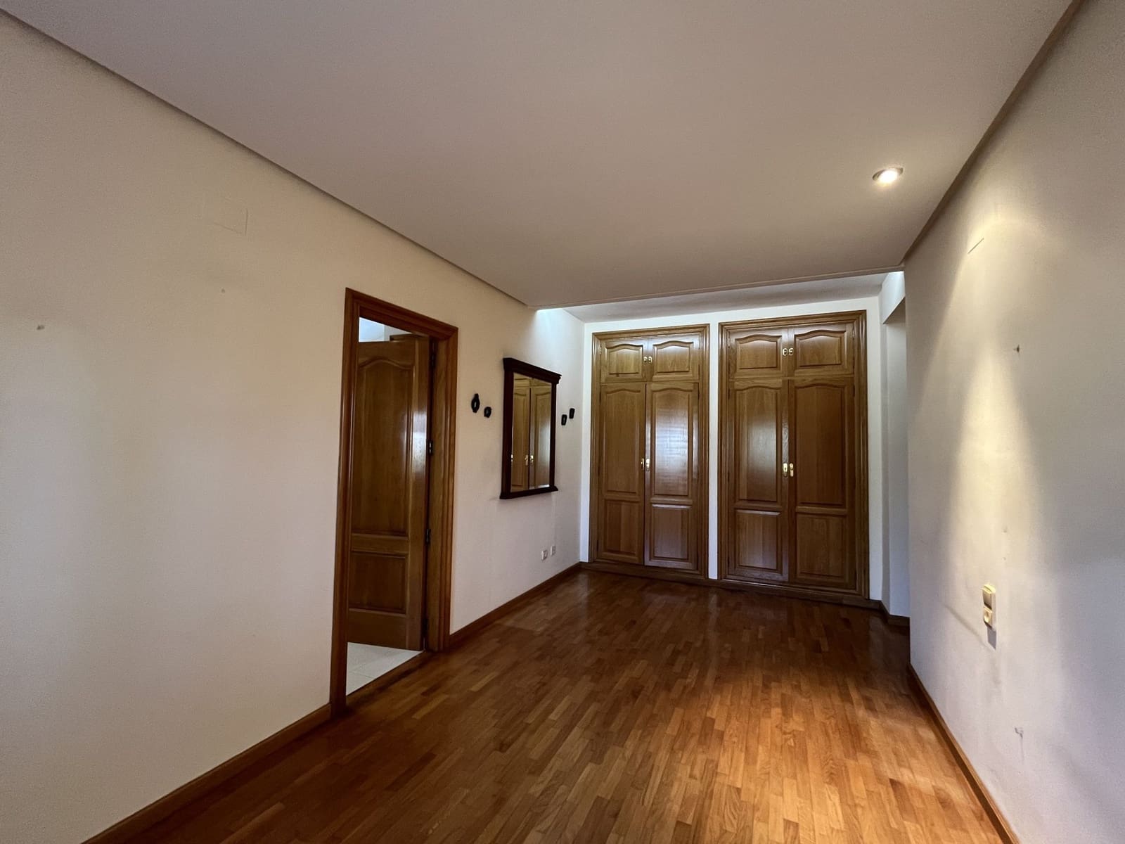 5 soveværelse Villa til salg i Ontinyent med swimmingpool garage - € 620.000 (Ref: 9275844)