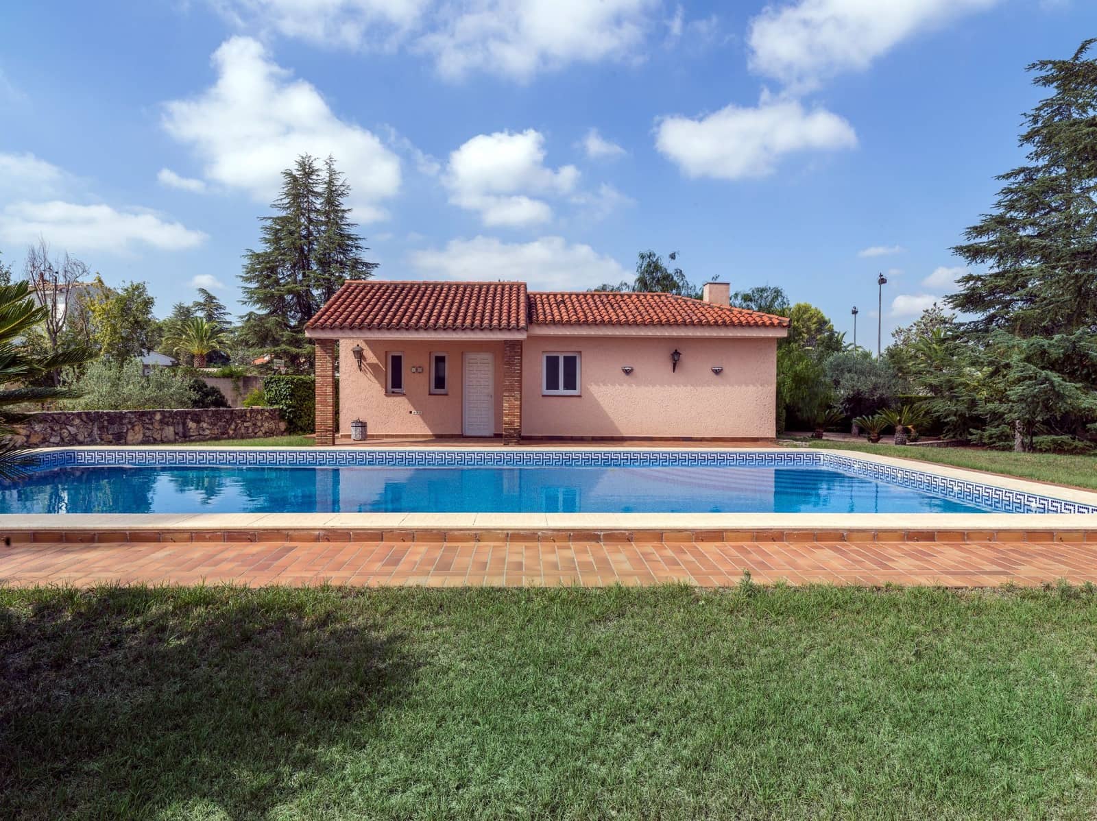 5 soveværelse Villa til salg i Ontinyent med swimmingpool garage - € 620.000 (Ref: 9275844)