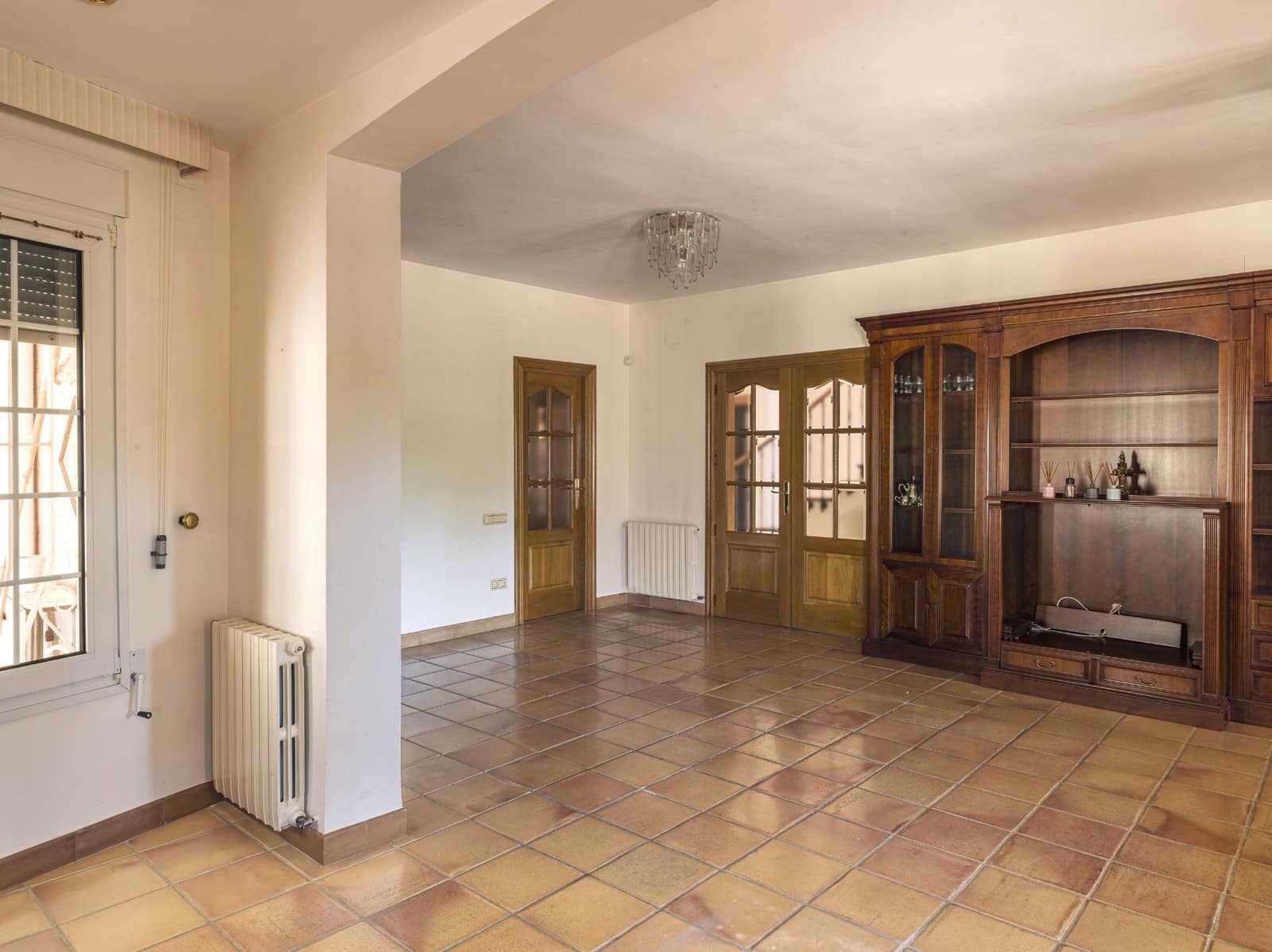 5 soveværelse Villa til salg i Ontinyent med swimmingpool garage - € 620.000 (Ref: 9275844)