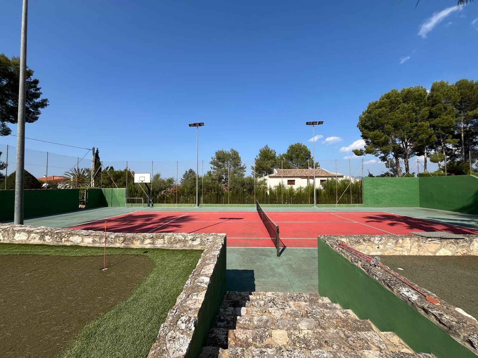 5 soveværelse Villa til salg i Ontinyent med swimmingpool garage - € 620.000 (Ref: 9275844)