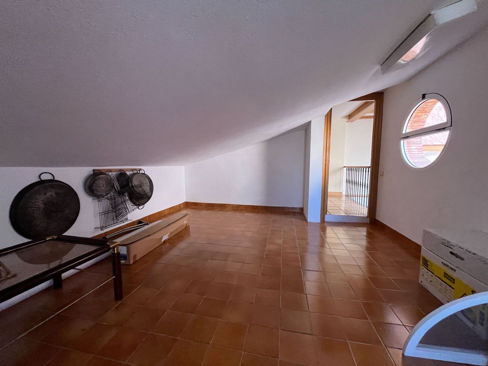 5 soveværelse Villa til salg i Ontinyent med swimmingpool garage - € 620.000 (Ref: 9275844)