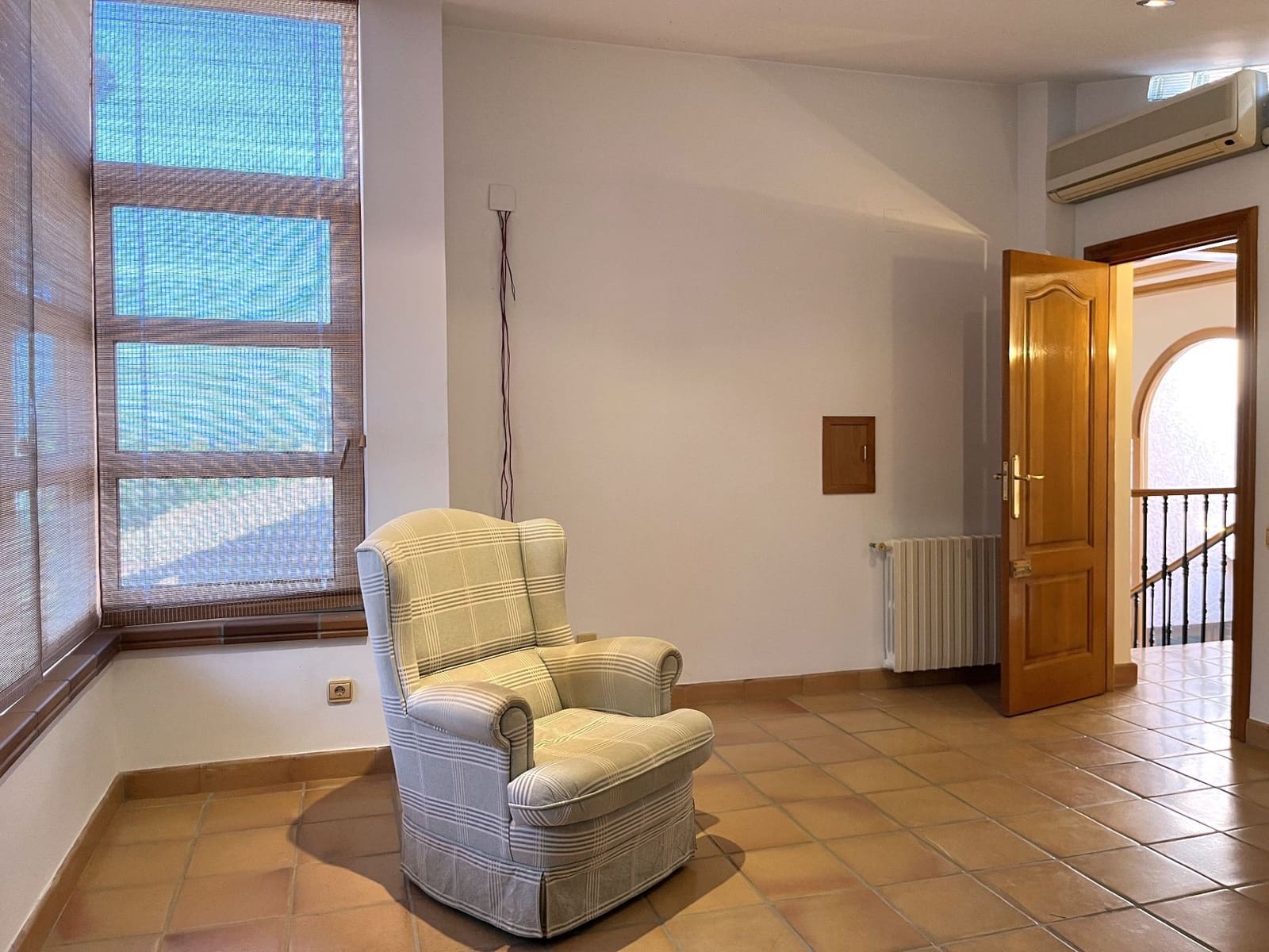 5 soveværelse Villa til salg i Ontinyent med swimmingpool garage - € 620.000 (Ref: 9275844)