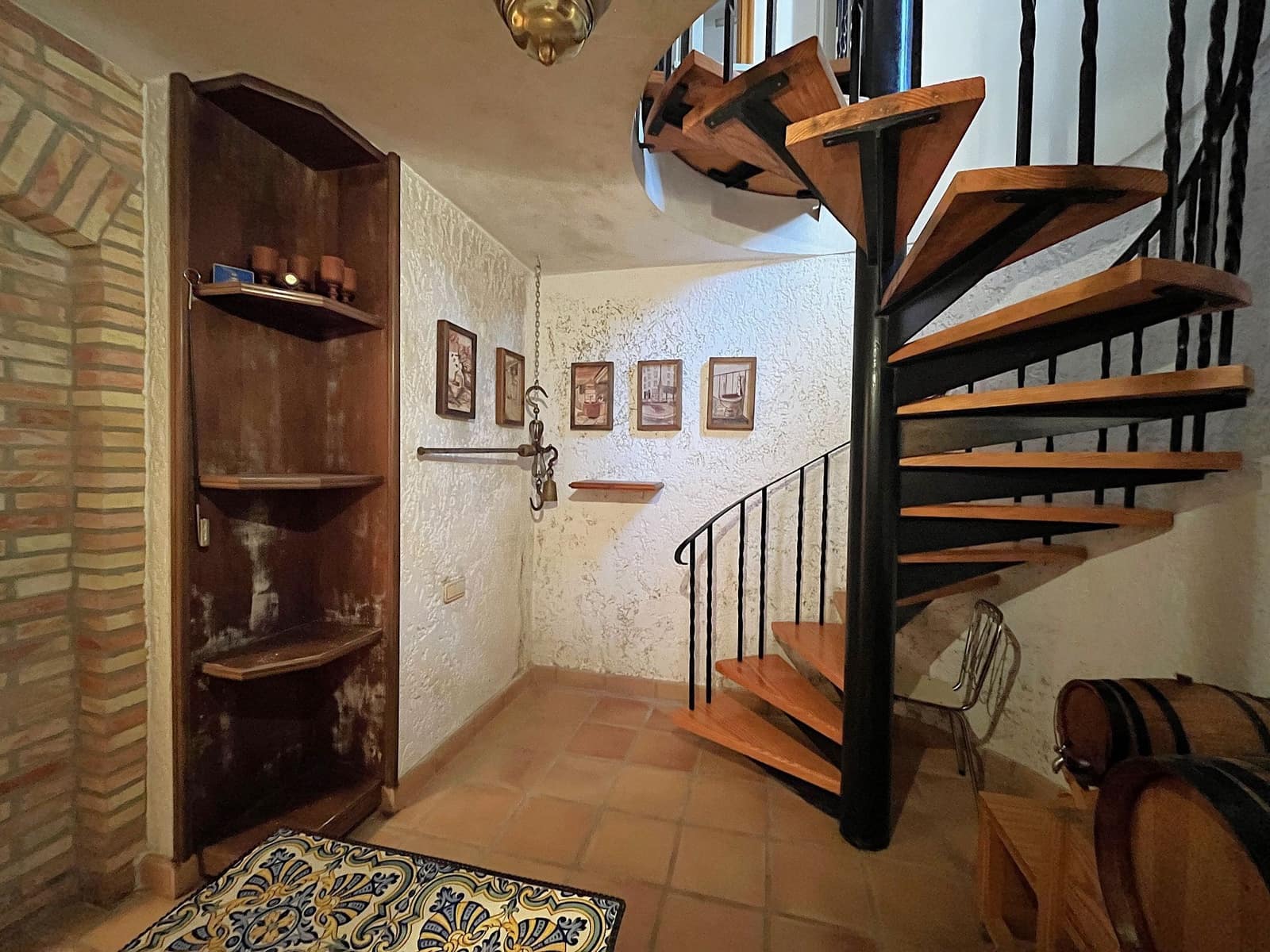 5 soveværelse Villa til salg i Ontinyent med swimmingpool garage - € 620.000 (Ref: 9275844)