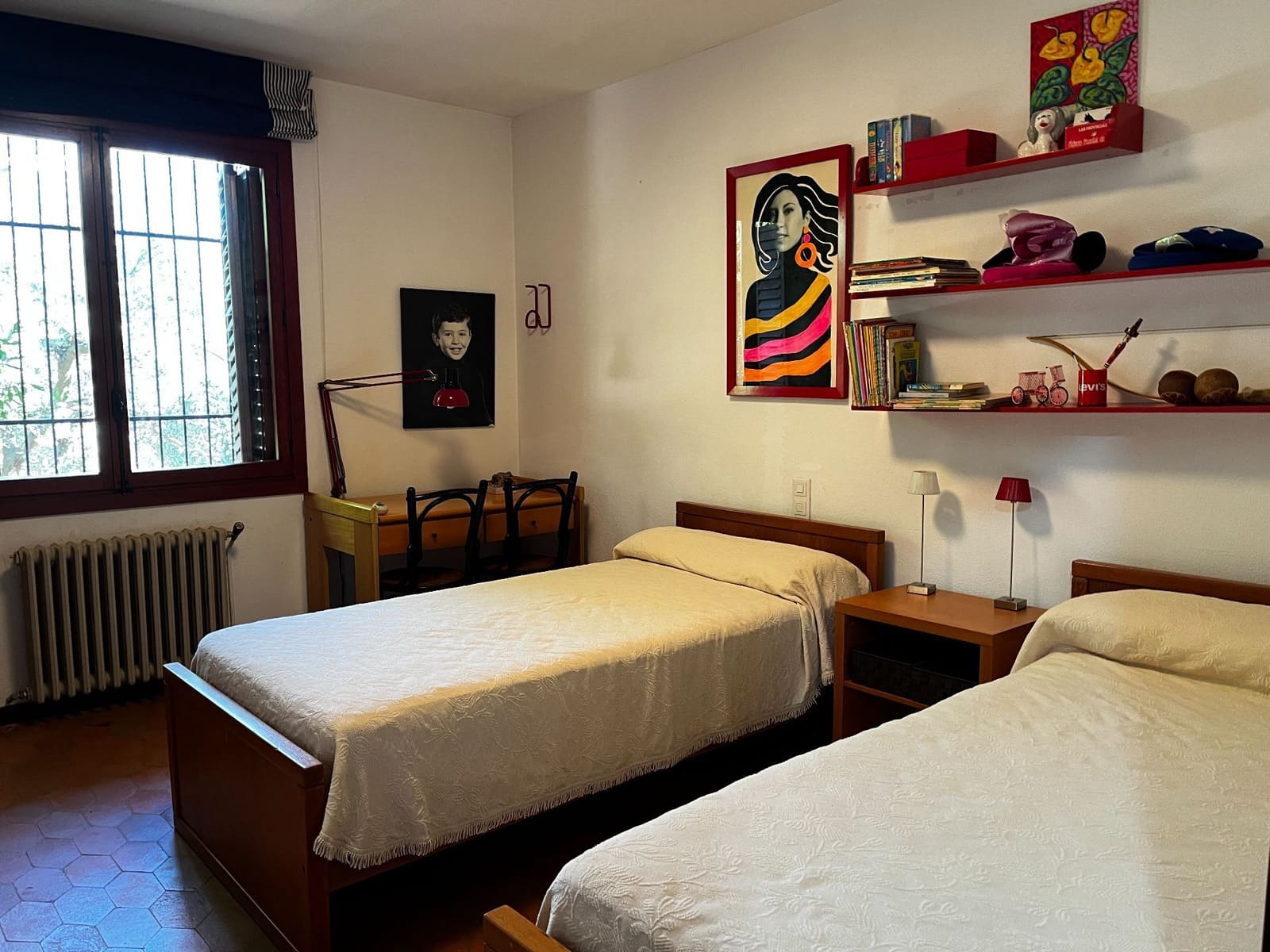 4 makuuhuone Huvila myytävänä paikassa Ontinyent - 400 000 € (Ref: 9275845)