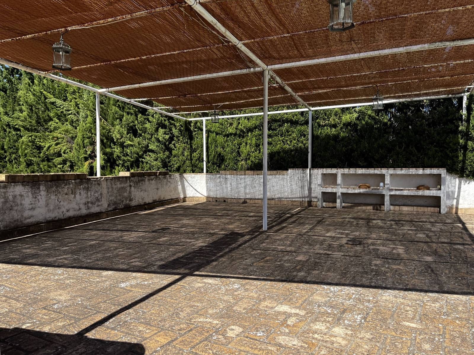 4 makuuhuone Huvila myytävänä paikassa Ontinyent - 400 000 € (Ref: 9275845)