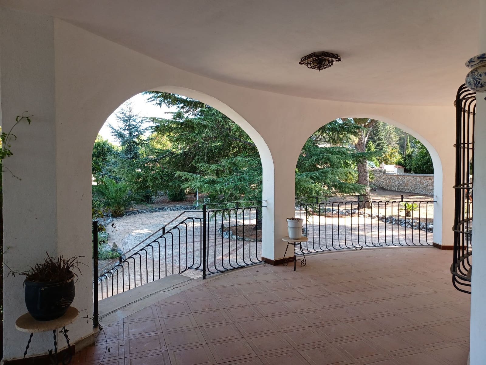 6 makuuhuone Huvila myytävänä paikassa Ontinyent mukana uima-altaan 
autotalli - 450 000 € (Ref: 9275846)