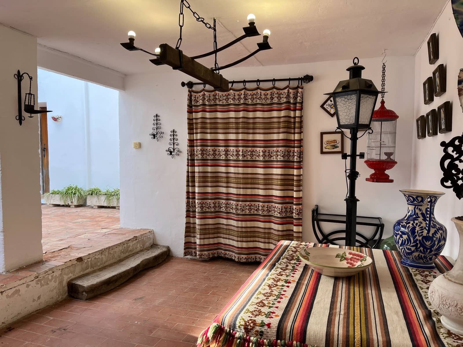 7 slaapkamer Villa te koop in Ontinyent met zwembad garage - € 650.000 (Ref: 9275847)