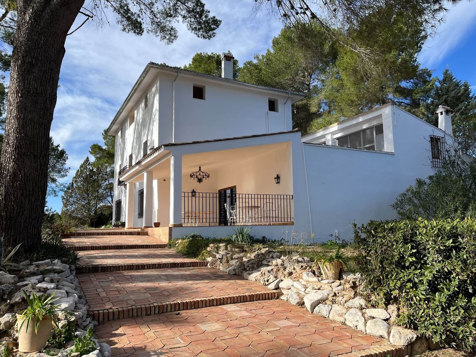 7 slaapkamer Villa te koop in Ontinyent met zwembad garage - € 650.000 (Ref: 9275847)