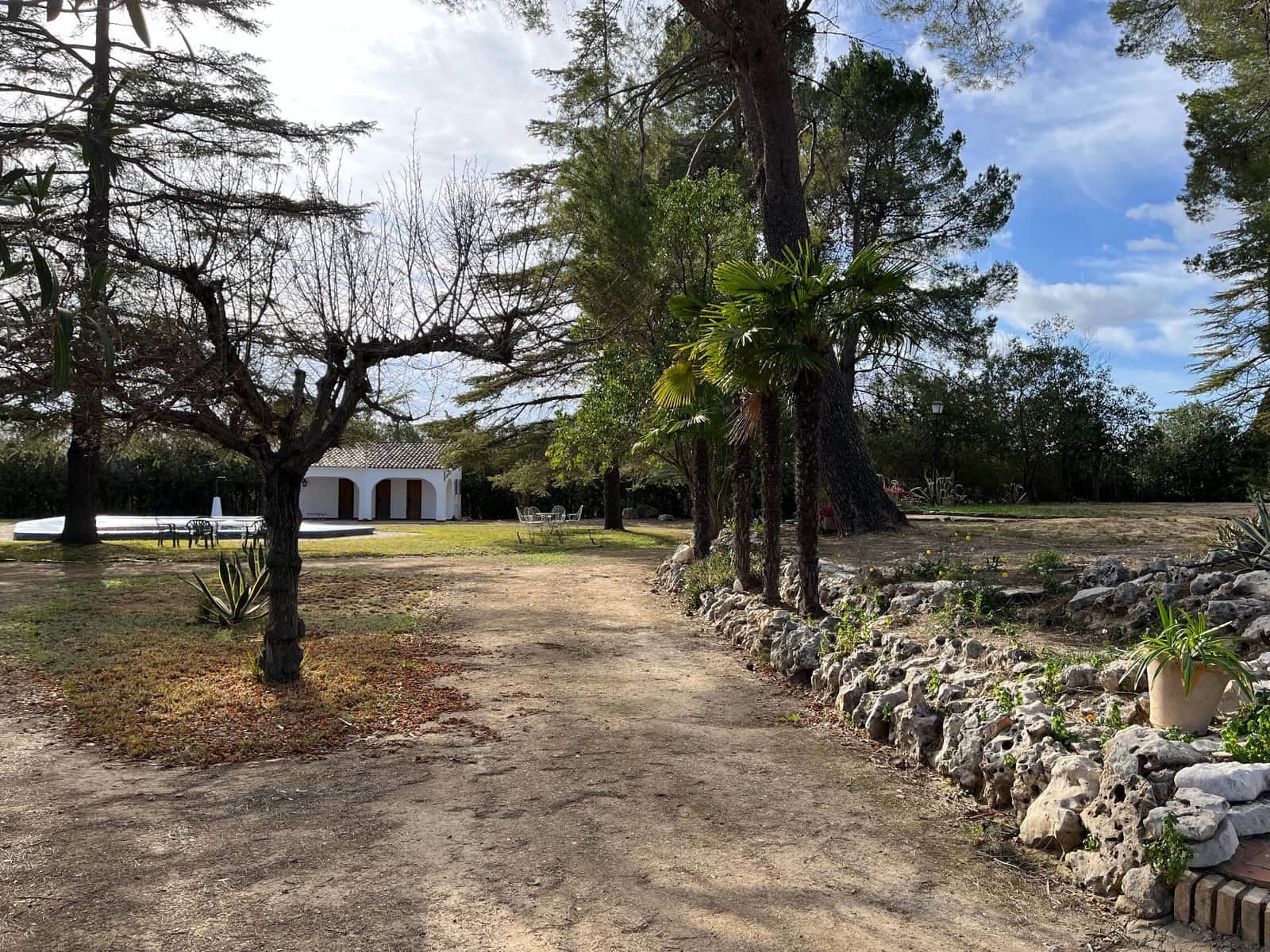 7 slaapkamer Villa te koop in Ontinyent met zwembad garage - € 650.000 (Ref: 9275847)