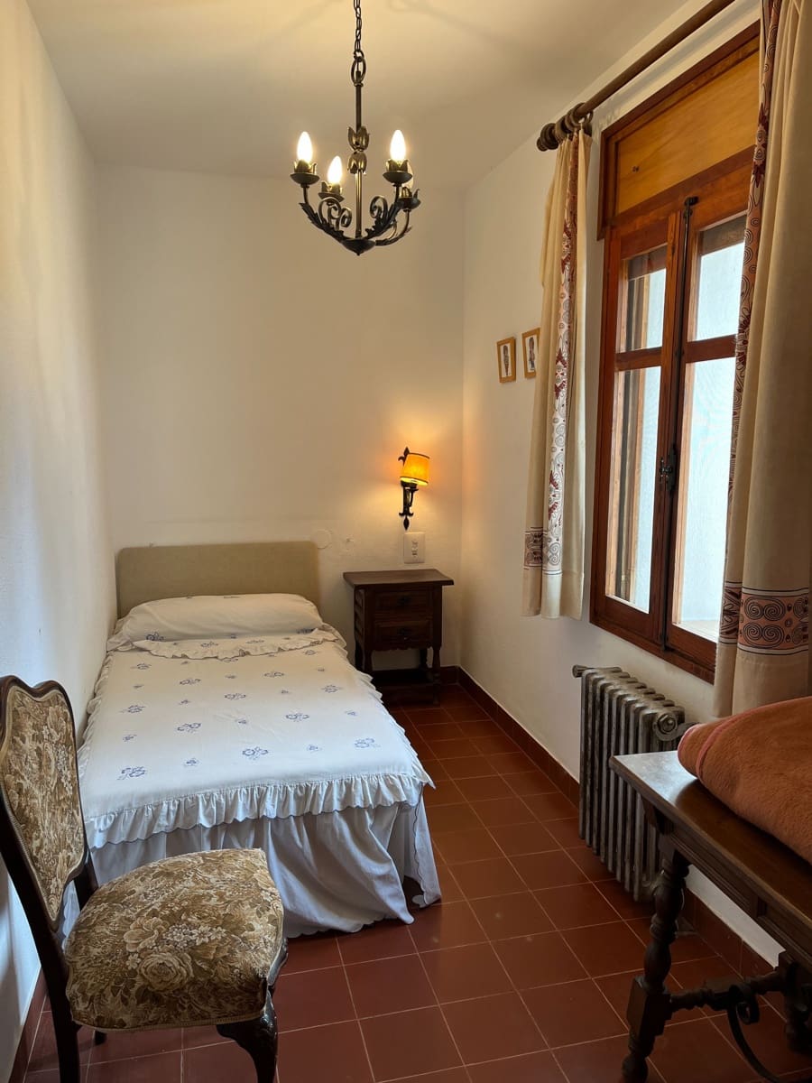 7 slaapkamer Villa te koop in Ontinyent met zwembad garage - € 650.000 (Ref: 9275847)