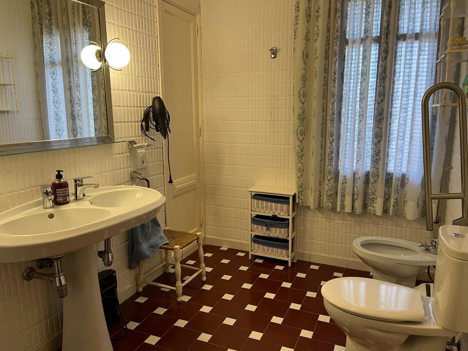 7 slaapkamer Villa te koop in Ontinyent met zwembad garage - € 650.000 (Ref: 9275847)