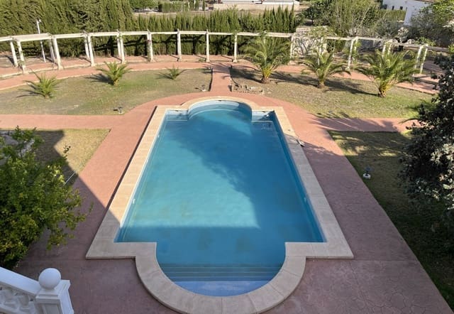 6 bedroom Villa for sale in Ontinyent with pool garage - € 1,290,000 (Ref: 9275849)
