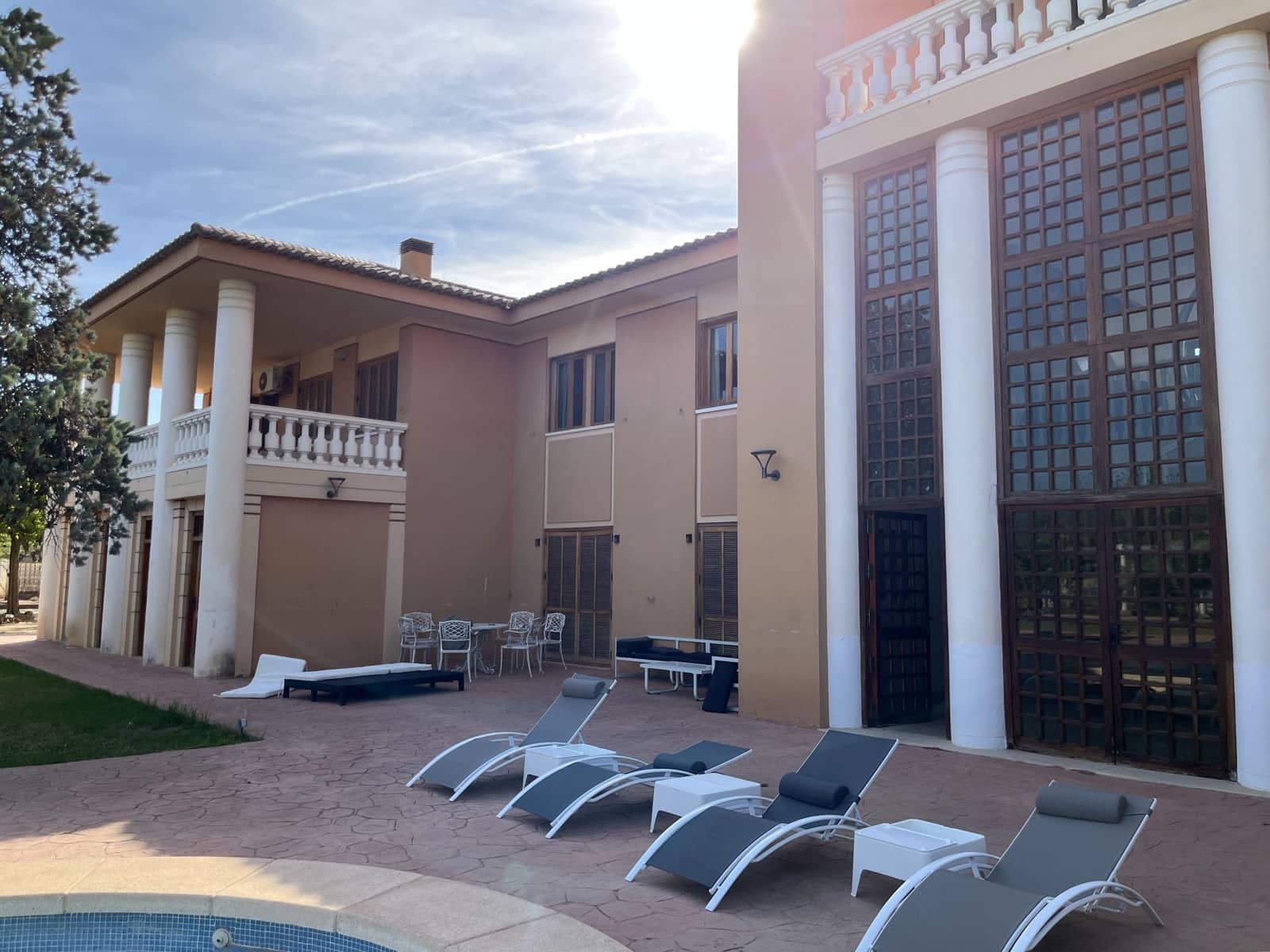 6 bedroom Villa for sale in Ontinyent with pool garage - € 1,290,000 (Ref: 9275849)