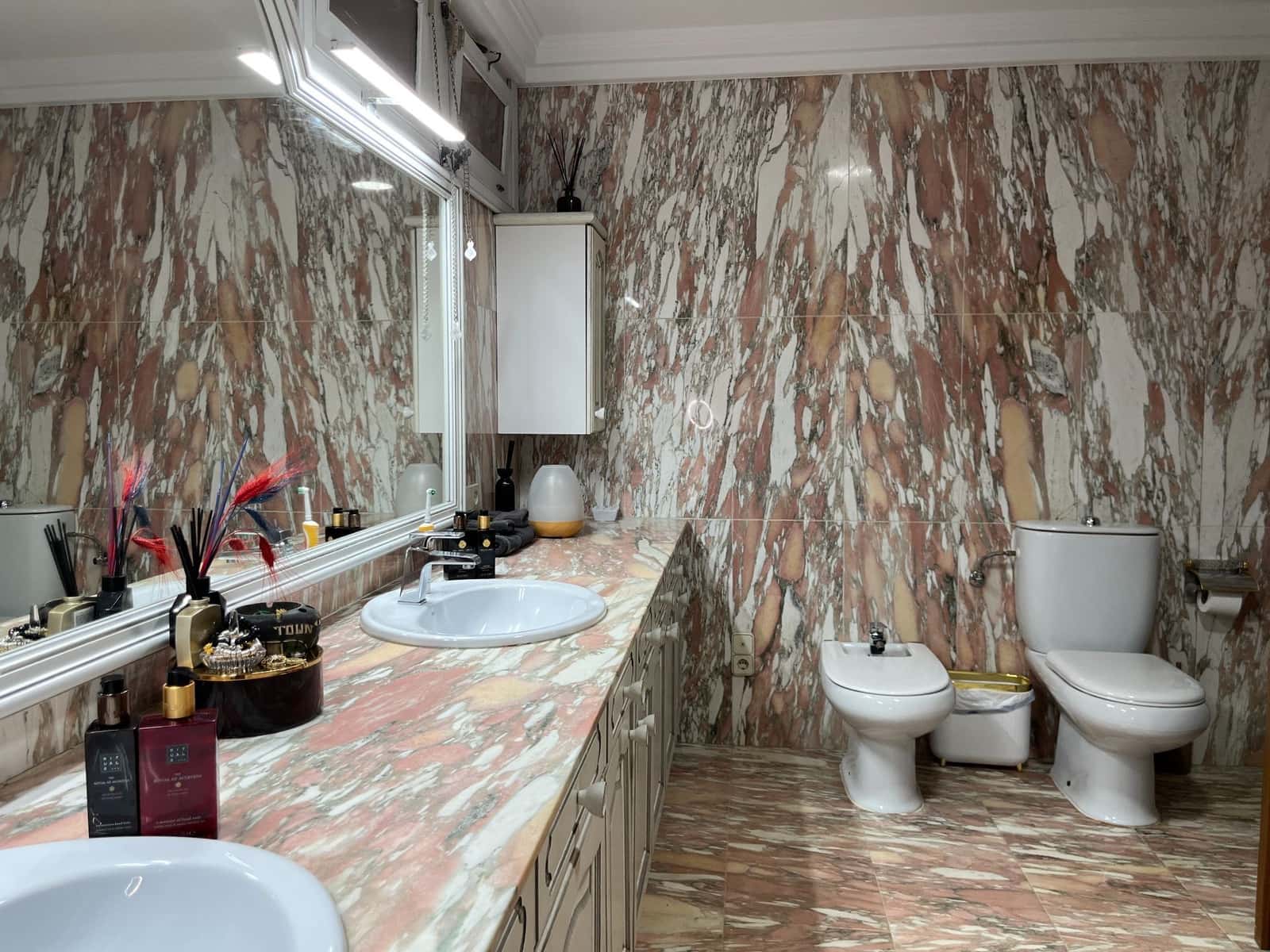 6 bedroom Villa for sale in Ontinyent with pool garage - € 1,290,000 (Ref: 9275849)