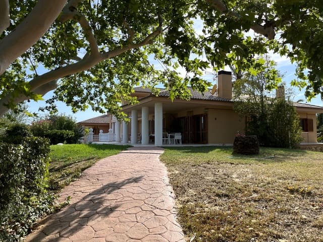 6 bedroom Villa for sale in Ontinyent with pool garage - € 1,290,000 (Ref: 9275849)