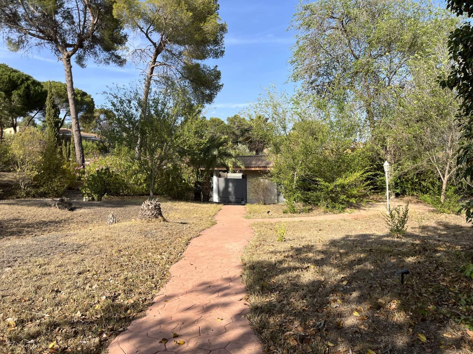 6 bedroom Villa for sale in Ontinyent with pool garage - € 1,290,000 (Ref: 9275849)