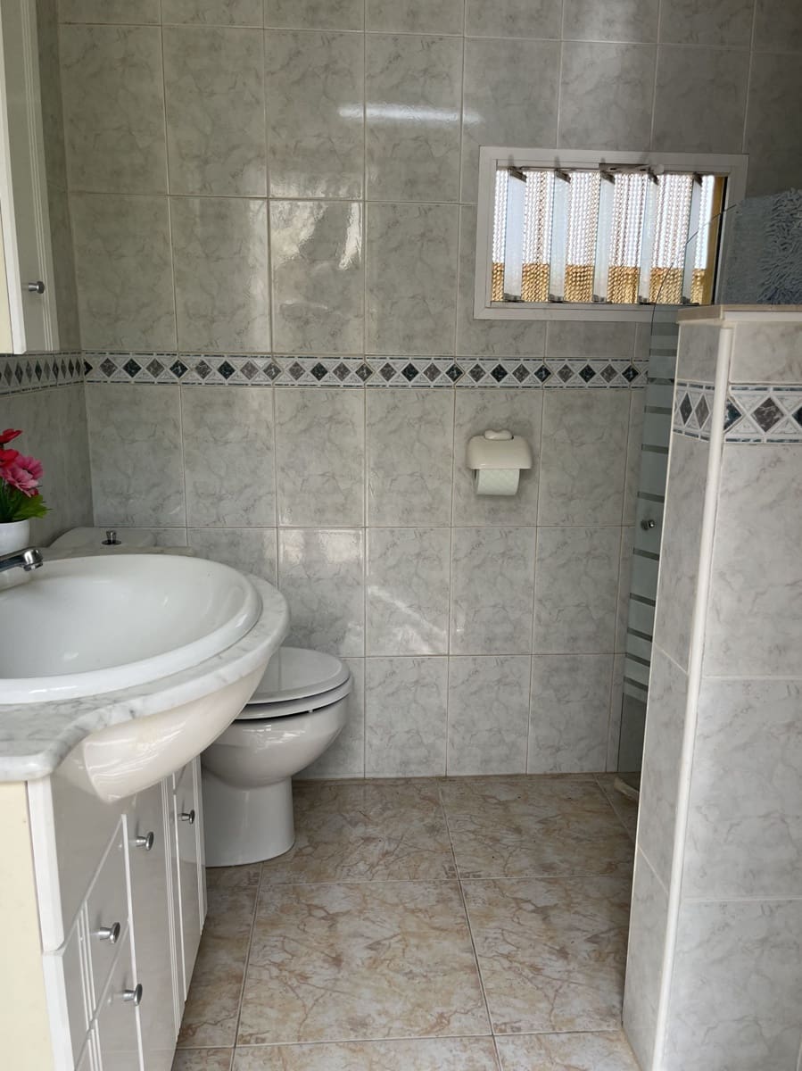 4 chambre Villa/Maison à vendre à Agullent avec piscine - 415 000 € (Ref: 9275850)