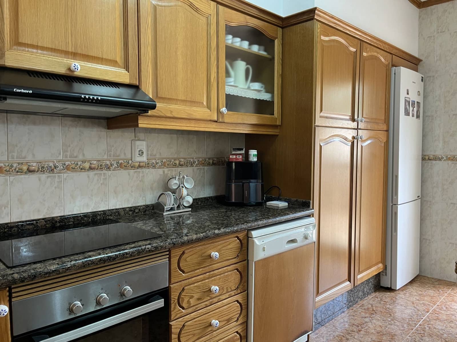 4 chambre Villa/Maison à vendre à Agullent avec piscine - 415 000 € (Ref: 9275850)