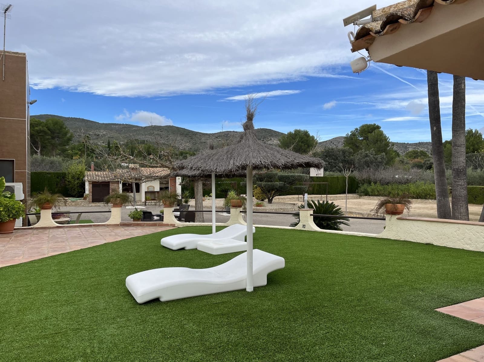 4 soverom Villa til salgs i Ontinyent med svømmebasseng garasje - € 850 000 (Ref: 9275855)