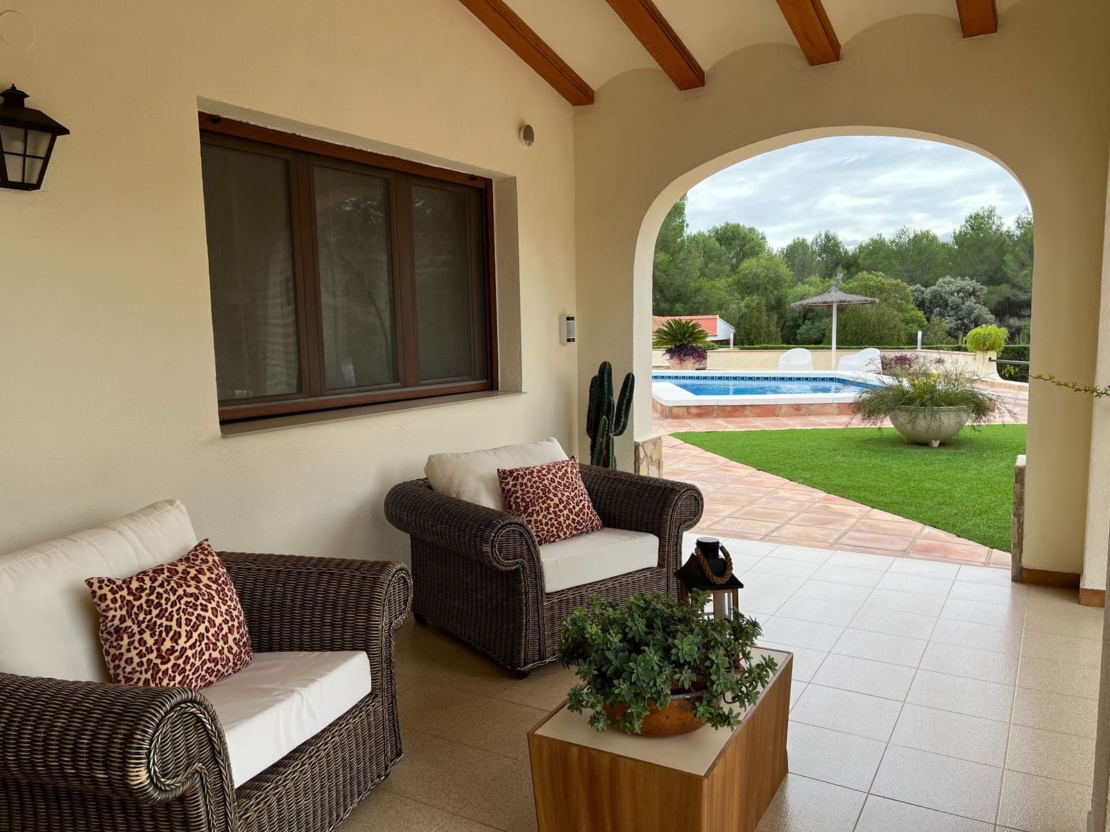 4 soverom Villa til salgs i Ontinyent med svømmebasseng garasje - € 850 000 (Ref: 9275855)