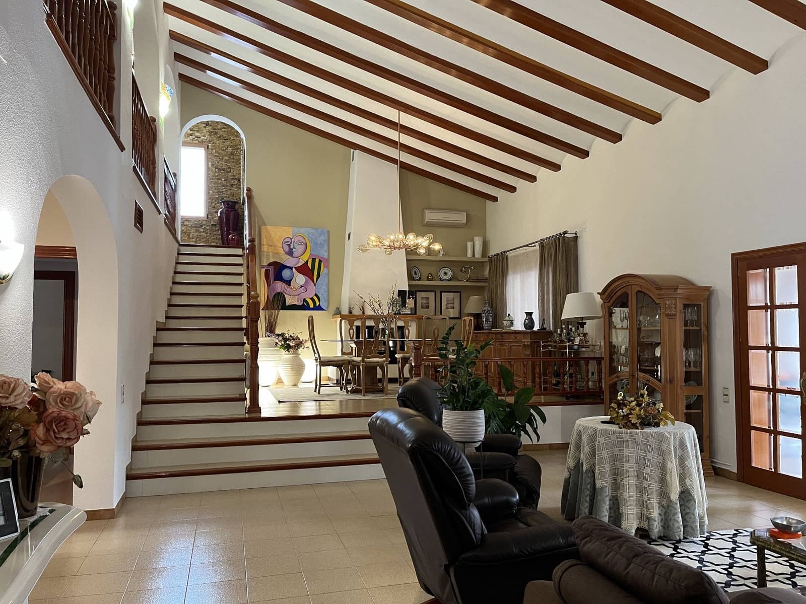 4 soverom Villa til salgs i Ontinyent med svømmebasseng garasje - € 850 000 (Ref: 9275855)