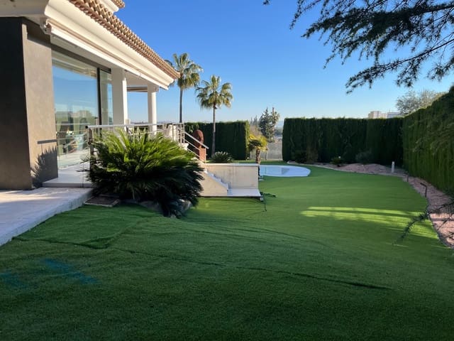 6 soveværelse Villa til salg i Albaida med swimmingpool garage - € 900.000 (Ref: 9275858)