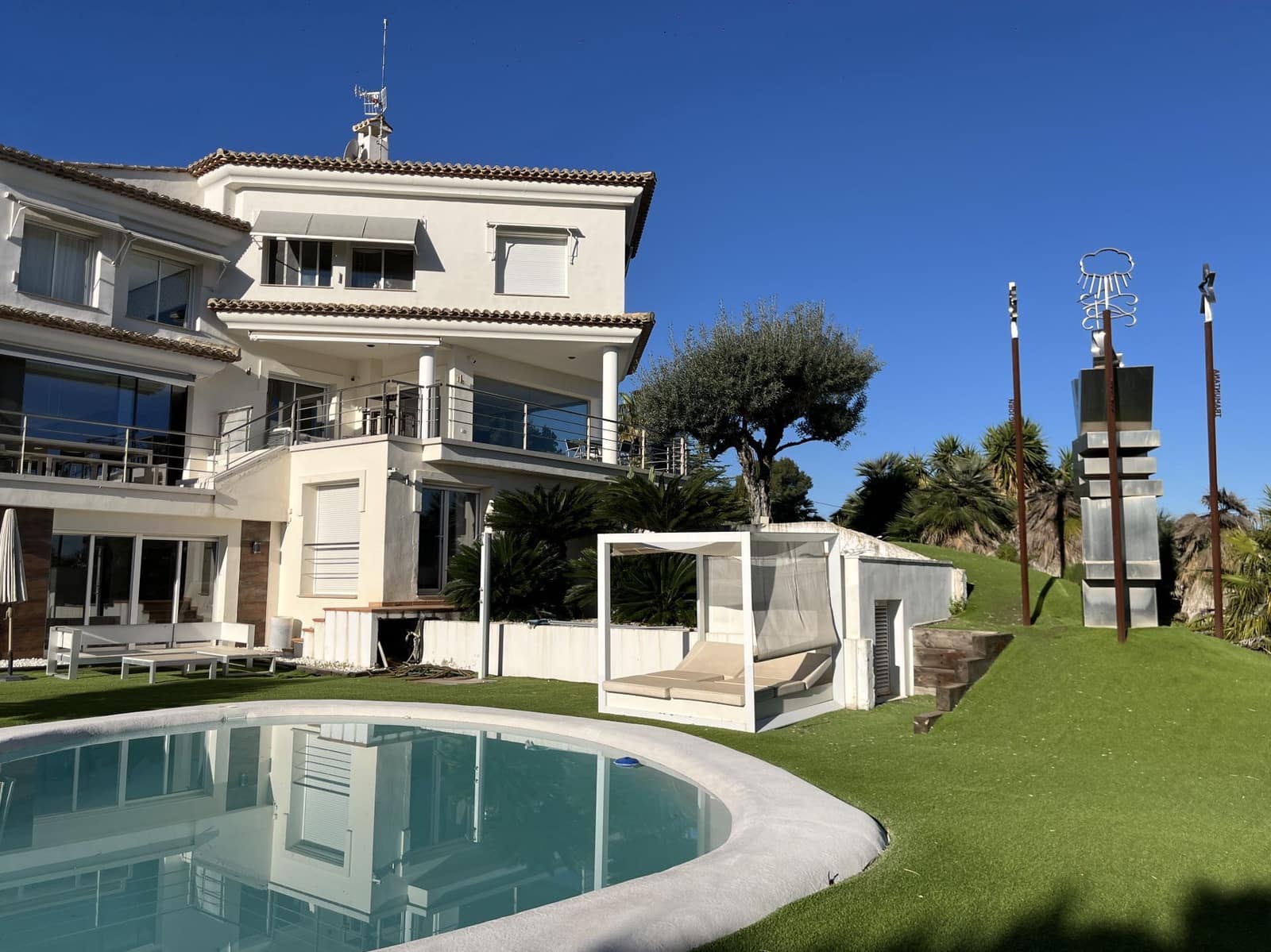 6 soveværelse Villa til salg i Albaida med swimmingpool garage - € 900.000 (Ref: 9275858)