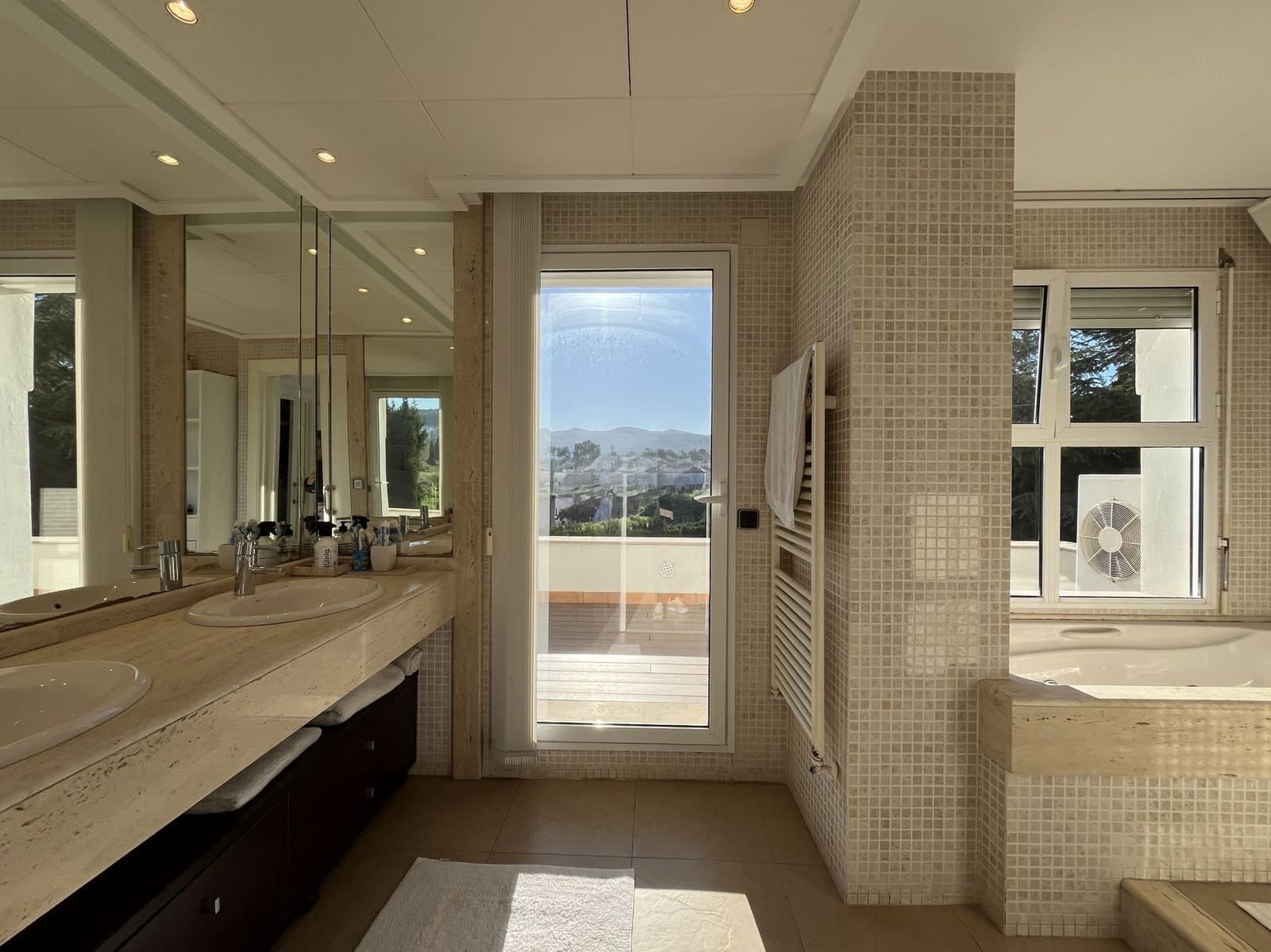 6 soveværelse Villa til salg i Albaida med swimmingpool garage - € 900.000 (Ref: 9275858)