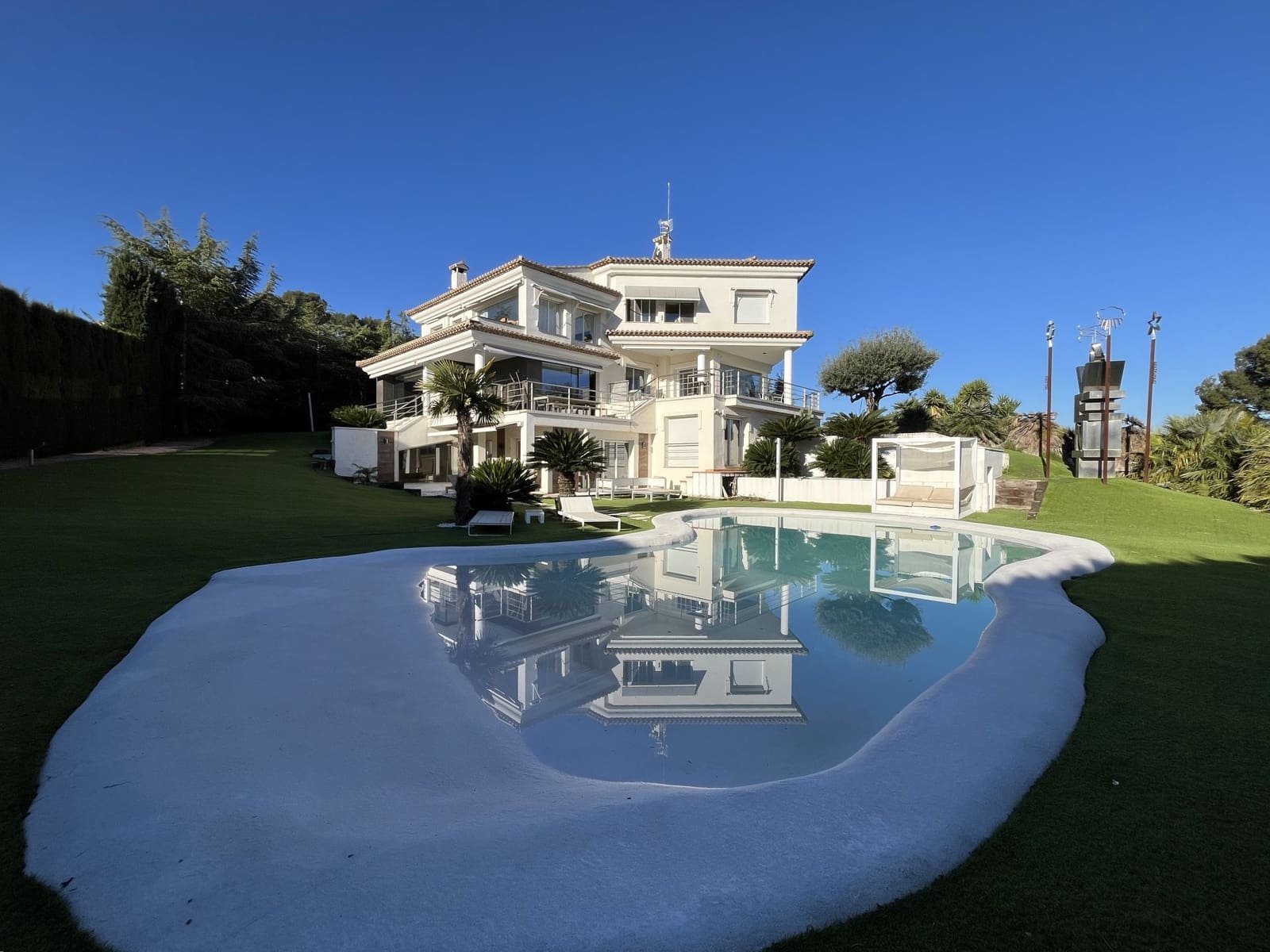 6 soveværelse Villa til salg i Albaida med swimmingpool garage - € 900.000 (Ref: 9275858)