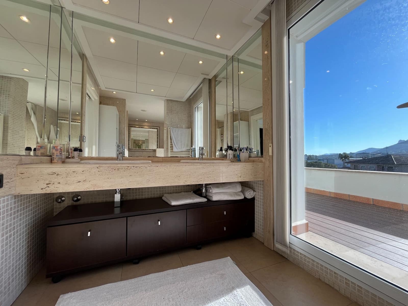 6 soveværelse Villa til salg i Albaida med swimmingpool garage - € 900.000 (Ref: 9275858)