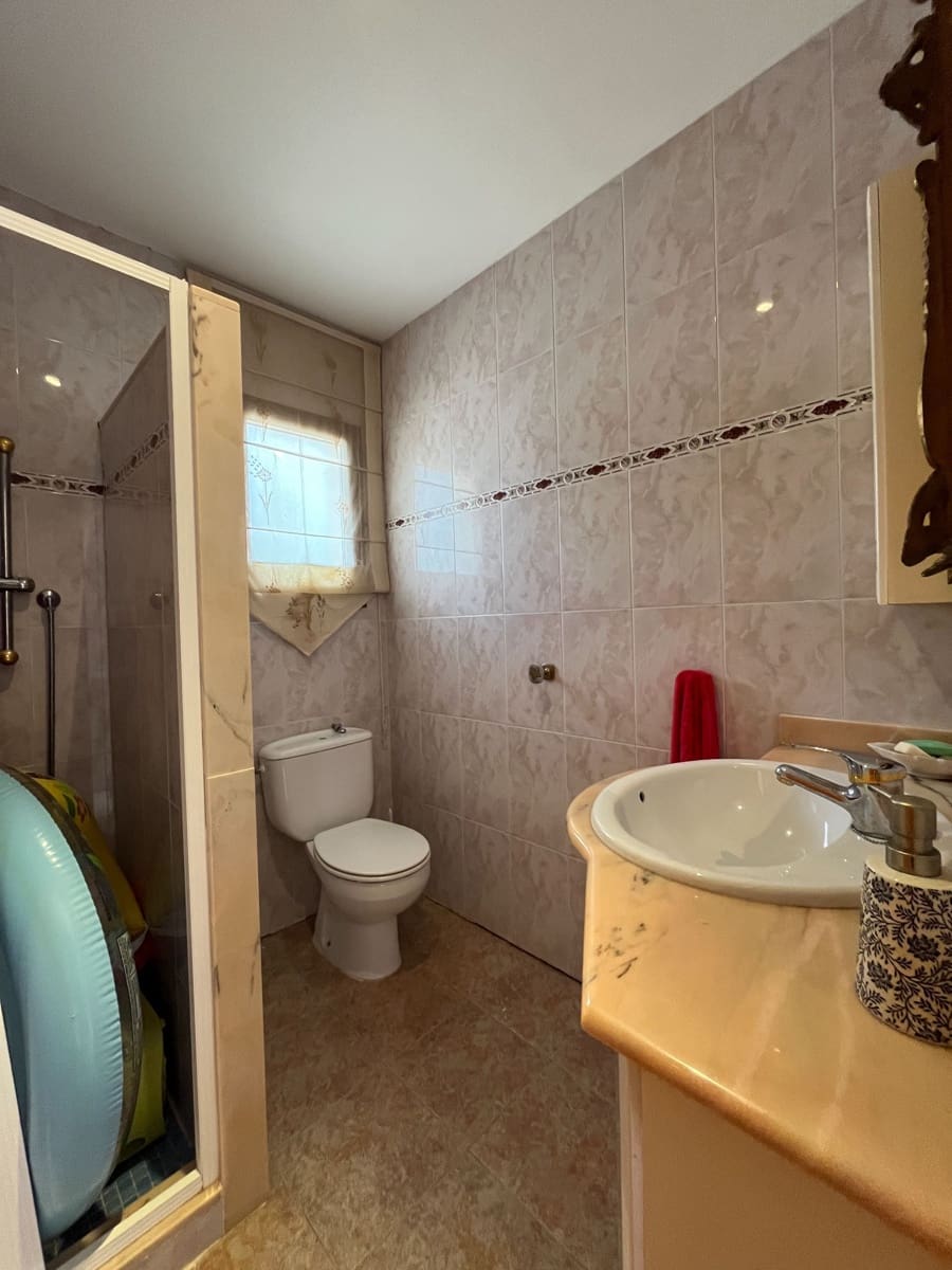 4 soveværelse Villa til salg i Ontinyent med swimmingpool garage - € 690.000 (Ref: 9275860)