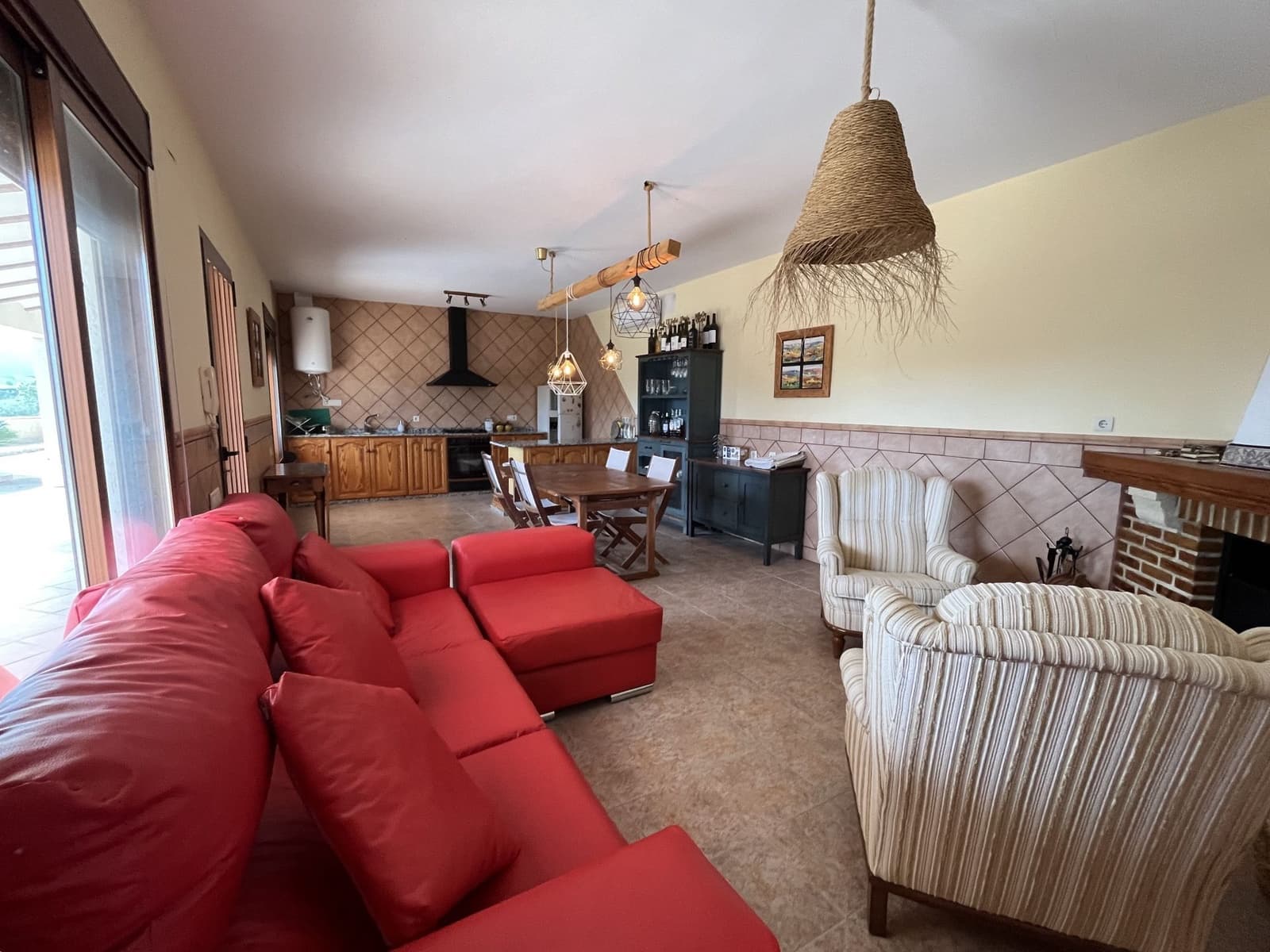 4 soveværelse Villa til salg i Ontinyent med swimmingpool garage - € 690.000 (Ref: 9275860)