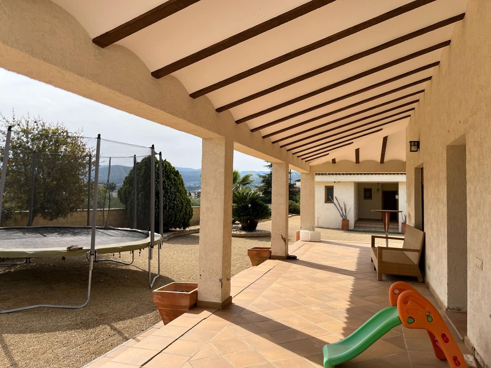 4 soveværelse Villa til salg i Ontinyent med swimmingpool garage - € 690.000 (Ref: 9275860)