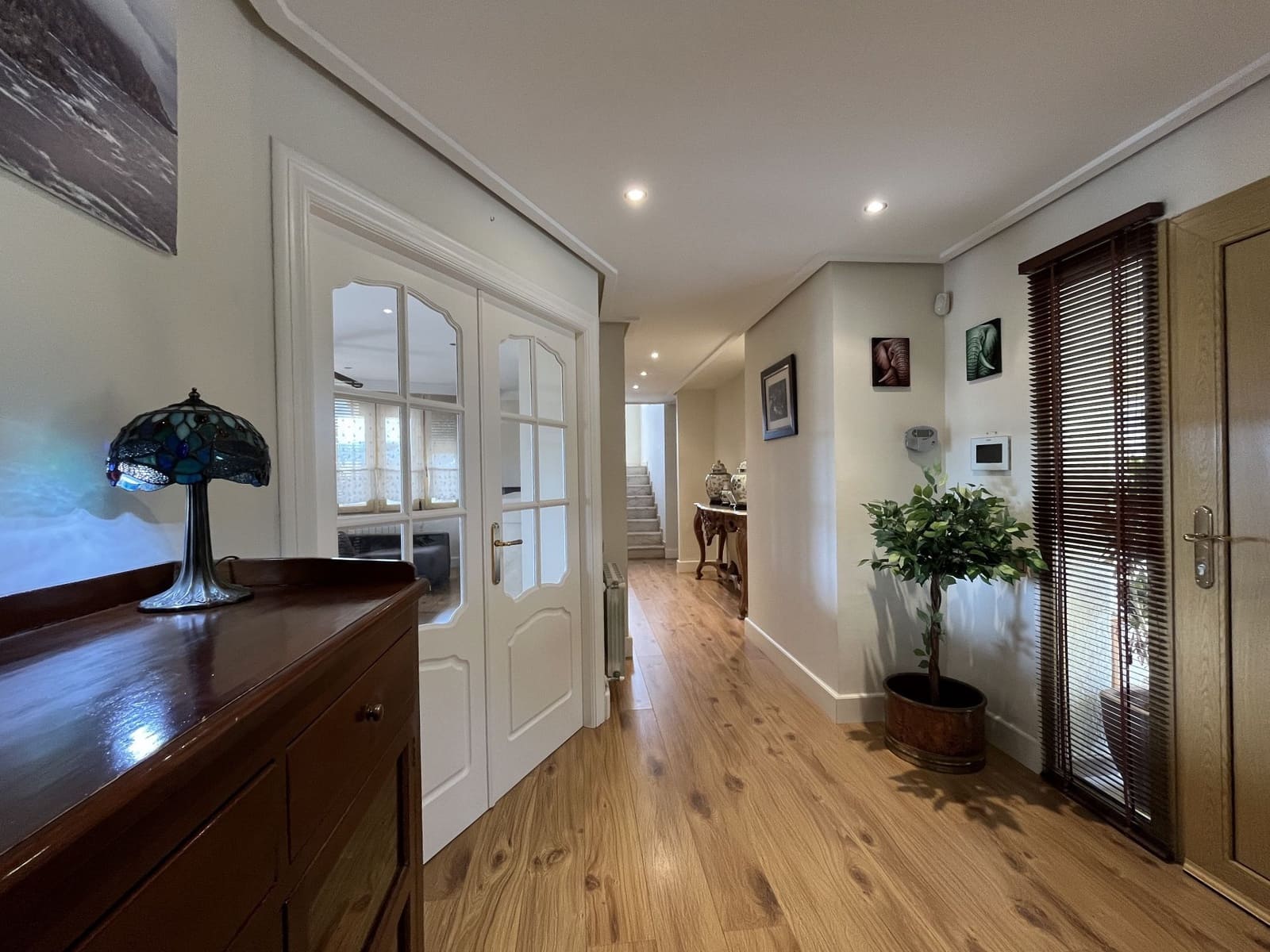 4 soveværelse Villa til salg i Ontinyent med swimmingpool garage - € 690.000 (Ref: 9275860)