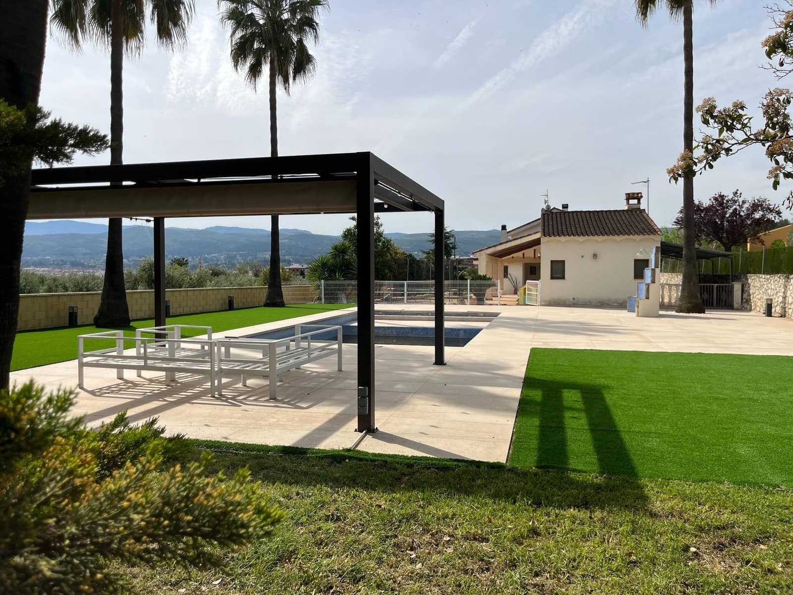 4 soveværelse Villa til salg i Ontinyent med swimmingpool garage - € 690.000 (Ref: 9275860)