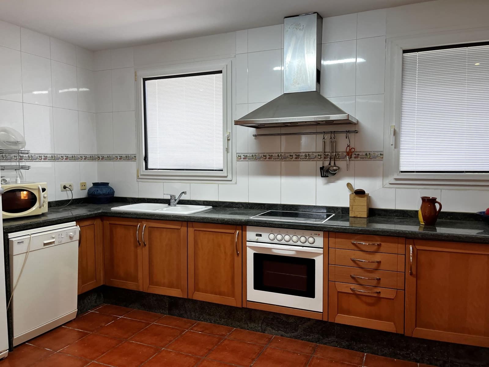 3 soveværelse Villa til salg i Ontinyent med garage - € 420.000 (Ref: 9275861)