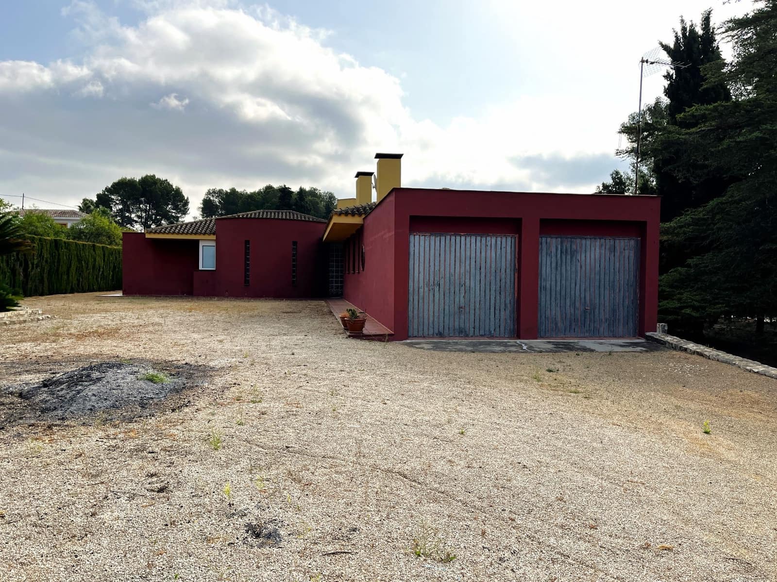 3 soveværelse Villa til salg i Ontinyent med garage - € 420.000 (Ref: 9275861)