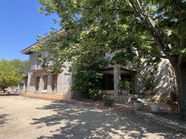 7 bedroom Villa for sale in Ontinyent with pool garage - € 450,000 (Ref: 9275862)