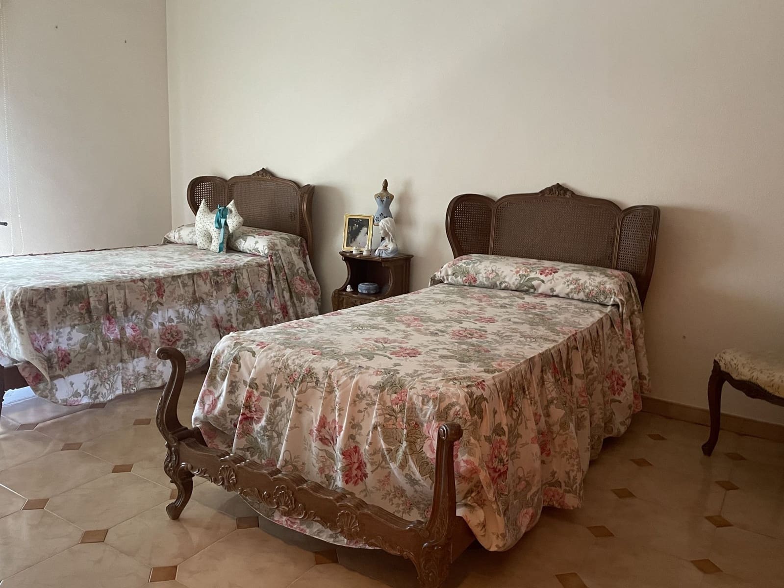 7 chambre Villa/Maison à vendre à Ontinyent avec piscine garage - 450 000 € (Ref: 9275862)