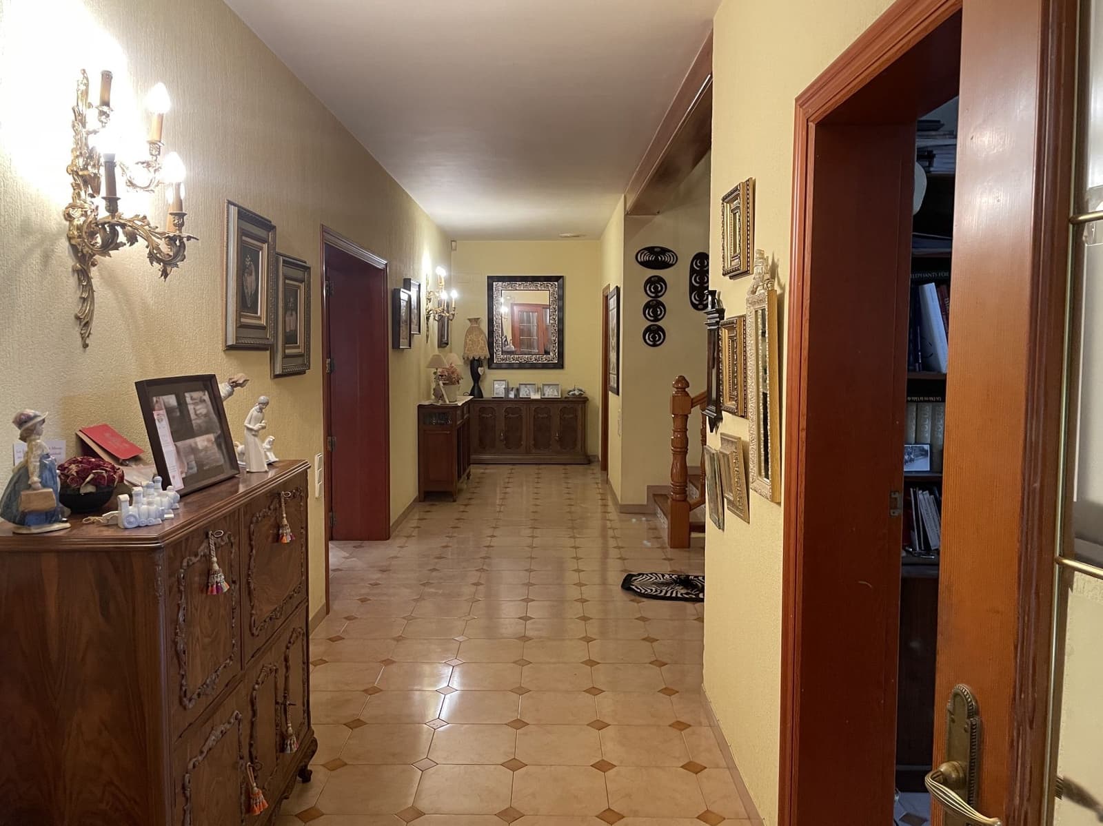 7 chambre Villa/Maison à vendre à Ontinyent avec piscine garage - 450 000 € (Ref: 9275862)