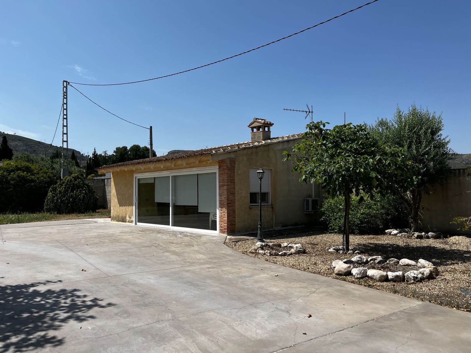 3 slaapkamer Villa te koop in Ontinyent - € 370.000 (Ref: 9275863)