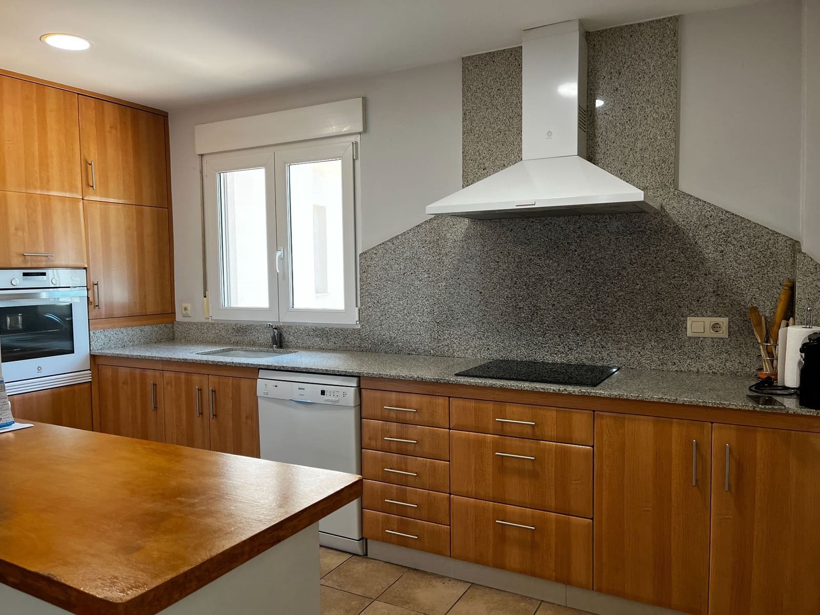 3 slaapkamer Villa te koop in Ontinyent - € 370.000 (Ref: 9275863)