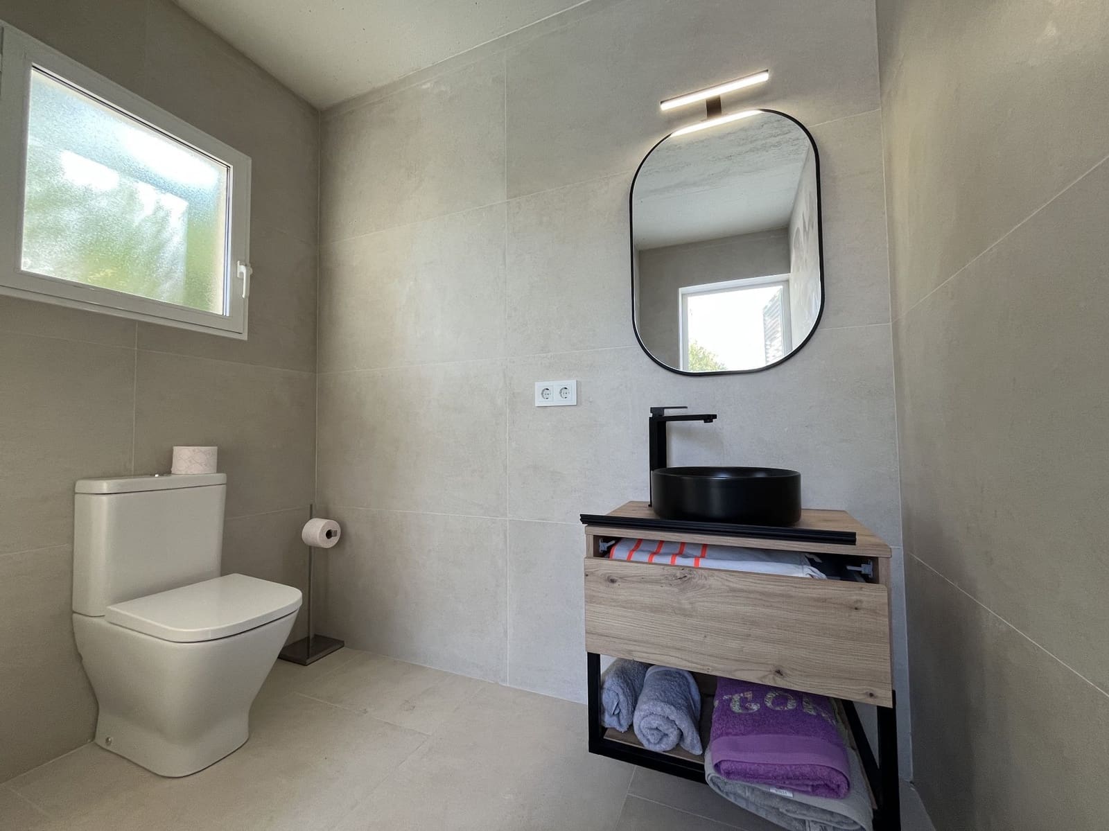 4 soveværelse Villa til salg i Ontinyent med swimmingpool garage - € 890.000 (Ref: 9294182)