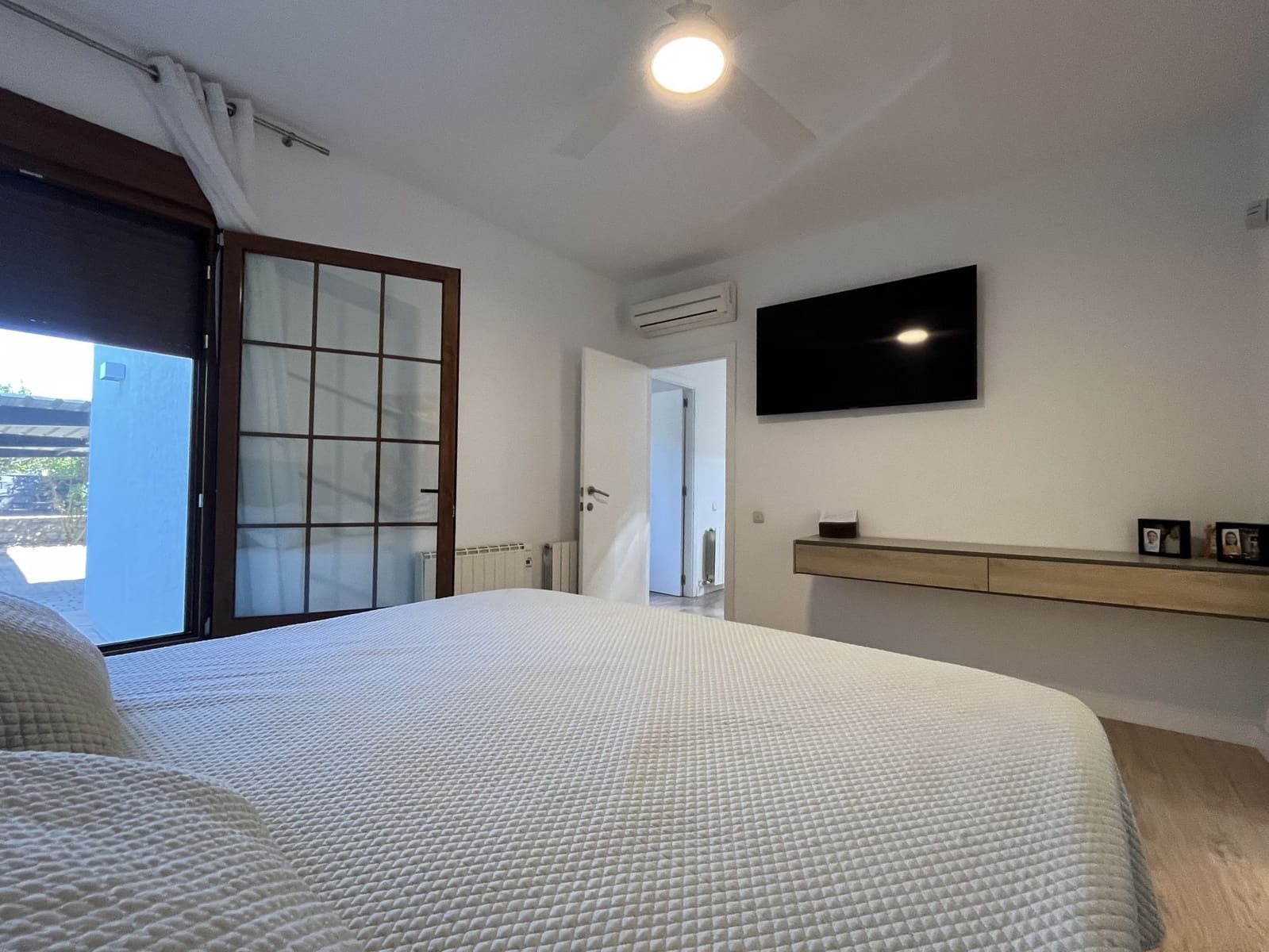 4 soveværelse Villa til salg i Ontinyent med swimmingpool garage - € 890.000 (Ref: 9294182)