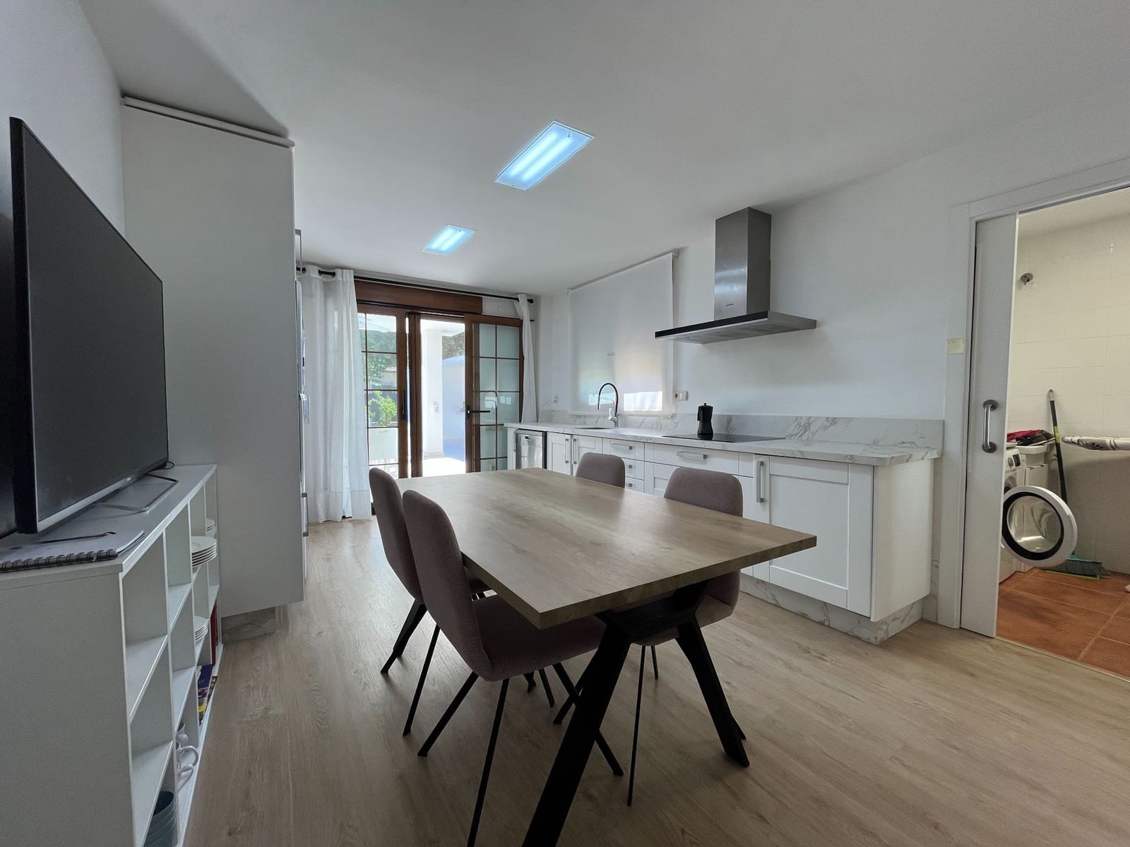 4 soveværelse Villa til salg i Ontinyent med swimmingpool garage - € 890.000 (Ref: 9294182)