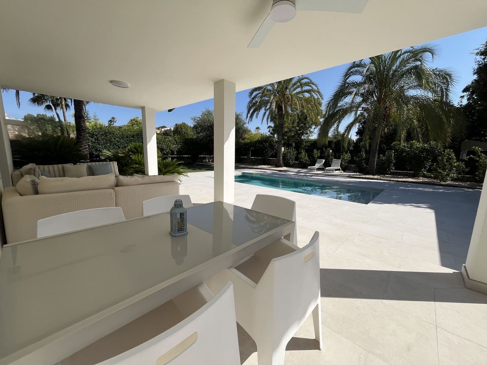 4 soveværelse Villa til salg i Ontinyent med swimmingpool garage - € 890.000 (Ref: 9294182)