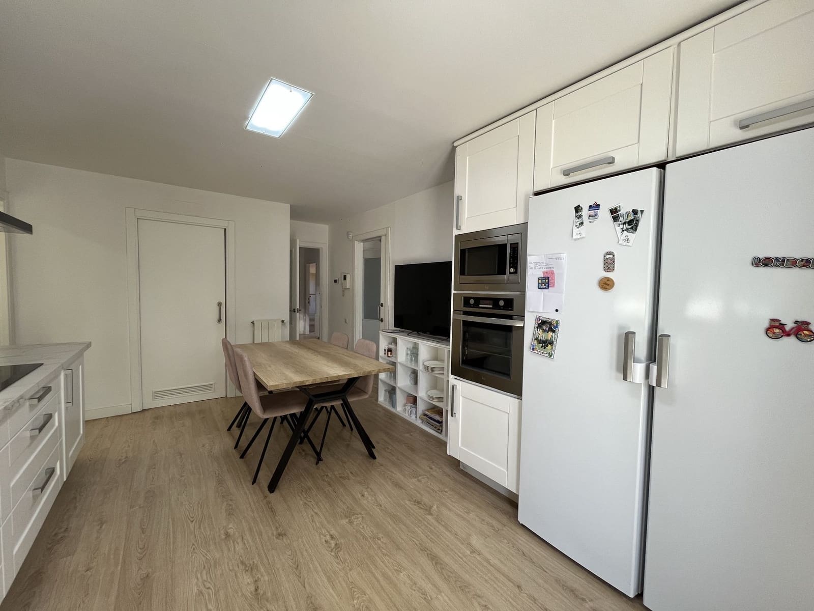 4 soveværelse Villa til salg i Ontinyent med swimmingpool garage - € 890.000 (Ref: 9294182)