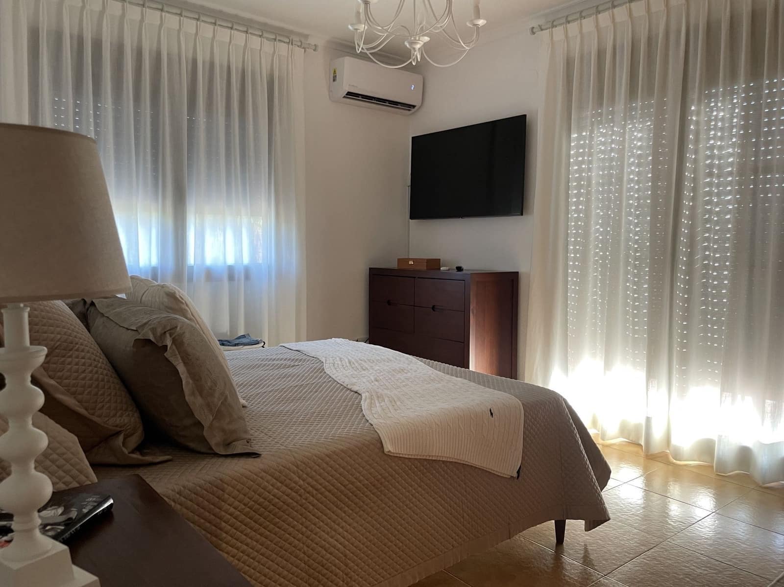 4 makuuhuone Huvila myytävänä paikassa Ontinyent mukana uima-altaan 
autotalli - 550 000 € (Ref: 9421897)