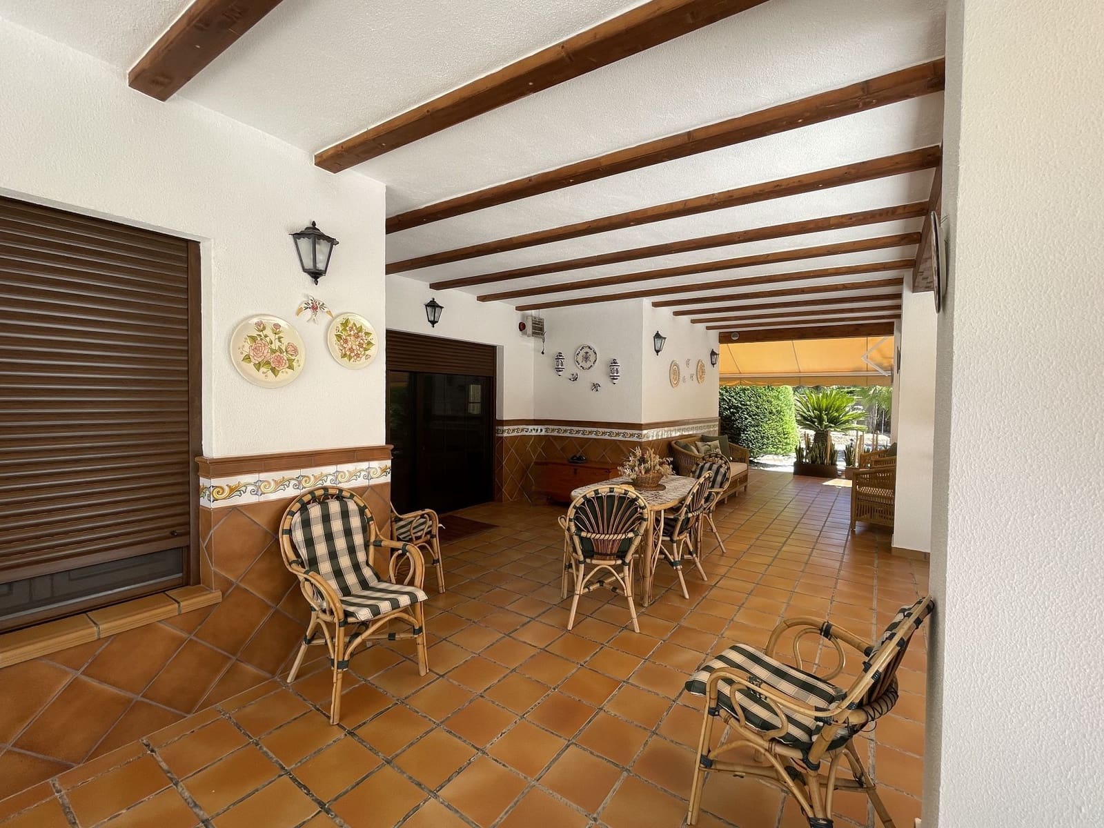 4 makuuhuone Huvila myytävänä paikassa Ontinyent mukana uima-altaan 
autotalli - 550 000 € (Ref: 9421897)